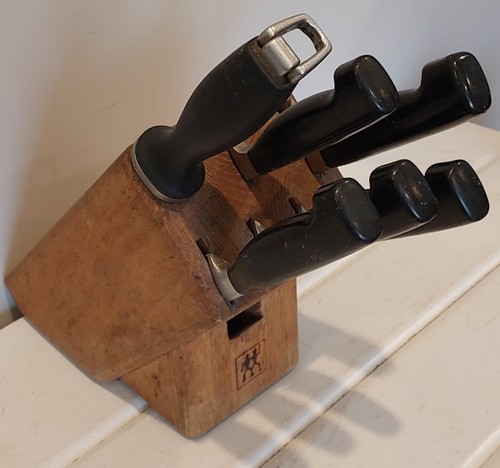 Zwilling henckels chefs - a.,